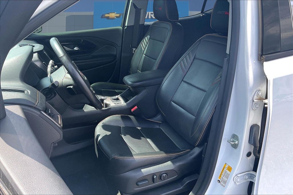 Used 2022 GMC Terrain AT4 w/ Infotainment Package II AWD/4WD image 21