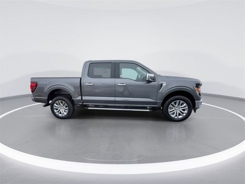 New 2026 Ford F150 XLT w/ Equipment Group 302A MID image 9