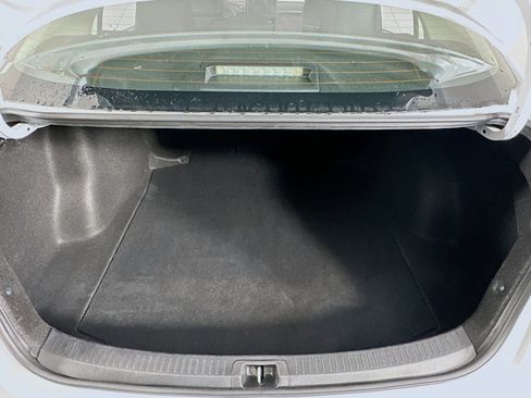 Used 2024 Toyota Corolla LE image 27