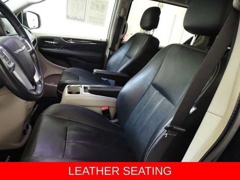 Used 2013 Chrysler Town & Country Touring FWD image 2
