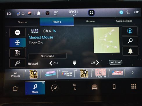 Used 2022 Jeep Grand Cherokee Overland AWD/4WD image 29