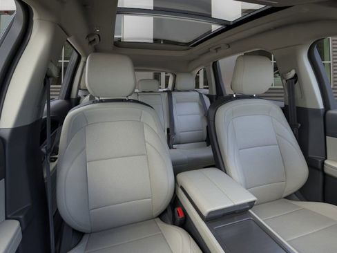 New 2026 Lincoln Nautilus Premier w/ Equipment Group 102A image 10