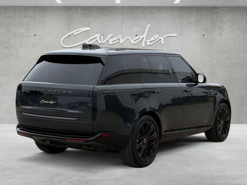Used 2024 Land Rover Range Rover SE AWD/4WD image 16