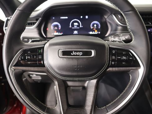 Used 2024 Jeep Grand Cherokee L Overland w/ Luxury Tech Group IV image 4