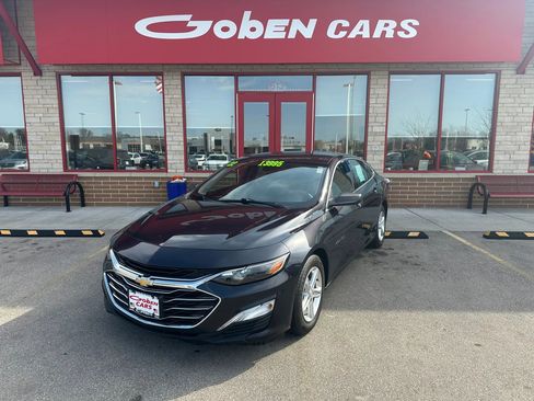 Used 2022 Chevrolet Malibu LS image 1