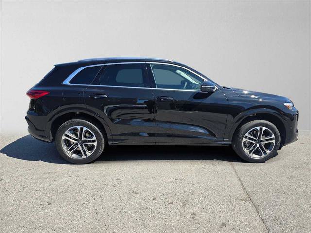 New 2026 Audi Q5 Premium Plus AWD/4WD image 2