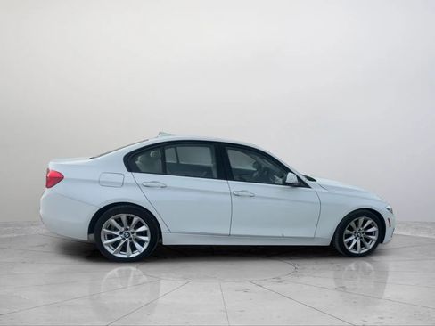 Used 2018 BMW 320i Sedan image 6
