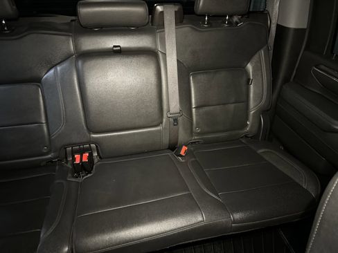 Used 2024 Chevrolet Silverado 2500 LTZ w/ LTZ Convenience Package image 37