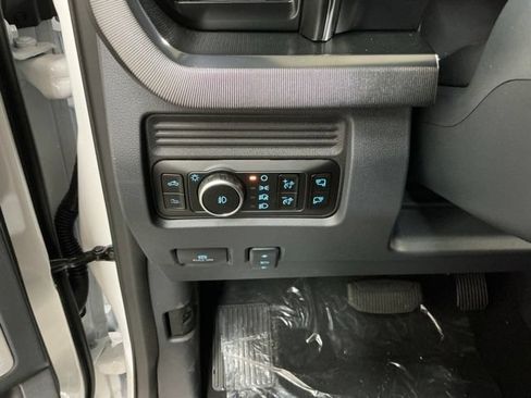 New 2026 Ford F250 Platinum AWD/4WD image 23