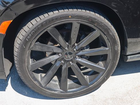 Used 2021 Cadillac Escalade Sport w/ Driver Assist Tech Package AWD/4WD image 8