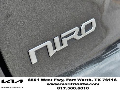 Certified 2024 Kia Niro EX FWD image 11