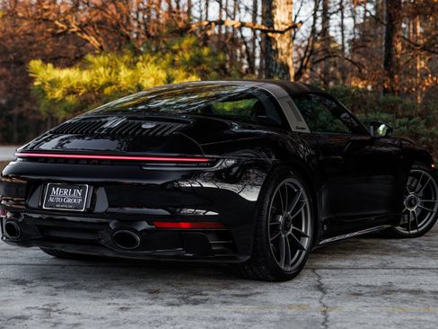 Used 2022 Porsche 911 50th Anniversary Edition w/ Extended Leather Package AWD/4WD image 7
