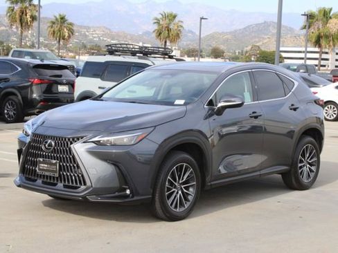 Used 2025 Lexus NX 350h AWD w/ Premium Package image 3