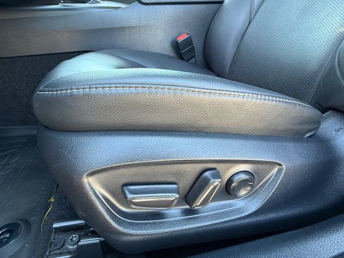 Used 2023 Toyota Camry XSE FWD image 32