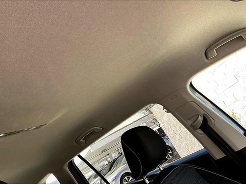 Used 2023 Volkswagen Tiguan S image 13