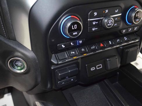 Used 2022 Chevrolet Silverado 1500 LTZ w/ LTZ Convenience Package II image 29