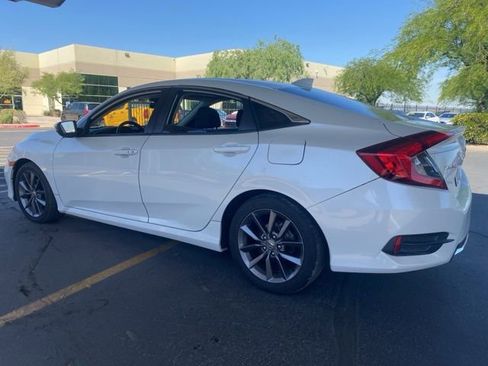 Used 2020 Honda Civic EX image 2
