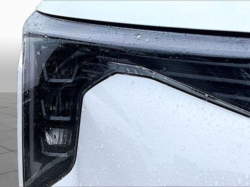 Used 2025 Kia K4 GT-Line w/ GT-Line Premium Package FWD image 28