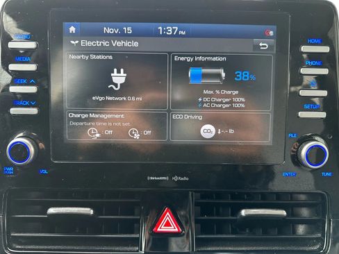 Used 2020 Hyundai Ioniq SE image 15