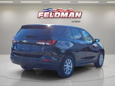 Used 2024 Chevrolet Equinox LS w/ LS Convenience Package FWD image 6