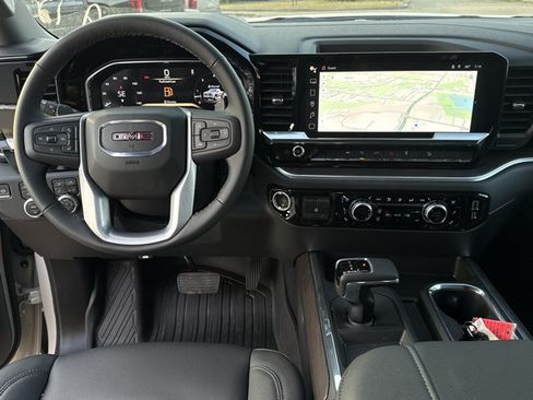 New 2026 GMC Sierra 1500 SLT AWD/4WD image 7