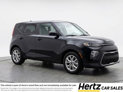 Used 2025 Kia Soul LX w/ LX Technology Package