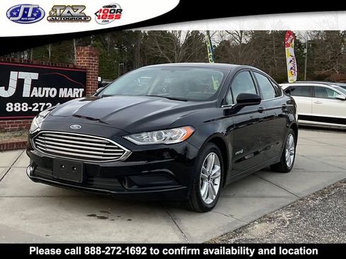 Used 2018 Ford Fusion S image 3