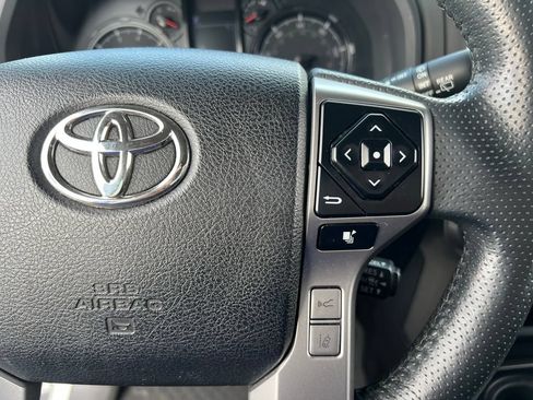 Certified 2022 Toyota 4Runner SR5 RWD image 22