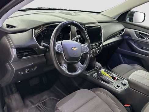 Used 2021 Chevrolet Traverse LT AWD/4WD image 7