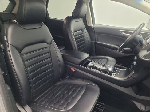 Used 2019 Ford Edge SEL w/ Equipment Group 201A image 21