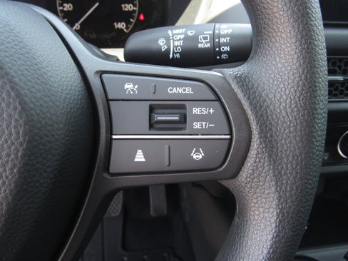 New 2026 Honda HR-V LX image 19