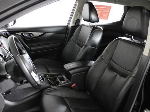 Certified 2022 Nissan Rogue Sport SL image 18