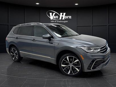 Used 2024 Volkswagen Tiguan SEL R-Line