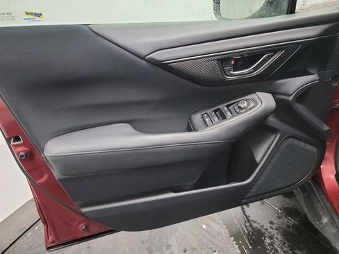 Used 2020 Subaru Outback Premium image 13