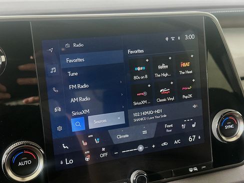 Used 2023 Lexus RX 350 Premium w/ Accessory Package (Z1) AWD/4WD image 21