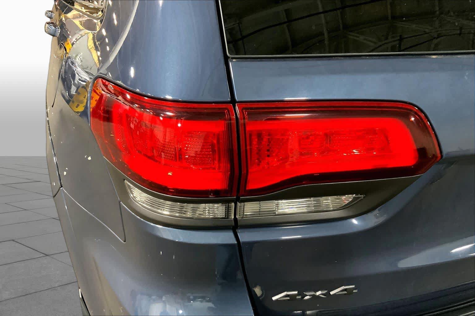 Used 2020 Jeep Grand Cherokee High Altitude AWD/4WD image 28
