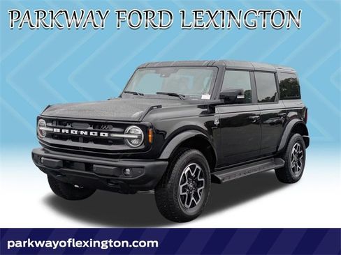 New 2025 Ford Bronco Outer Banks image 1