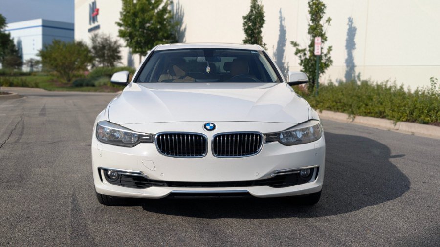 Used 2014 BMW 328i xDrive Sedan AWD/4WD image 10