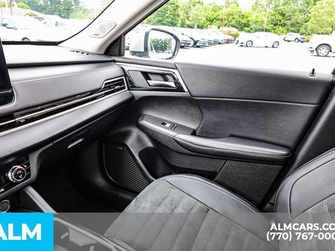 Used 2025 Mitsubishi Outlander SE FWD image 48