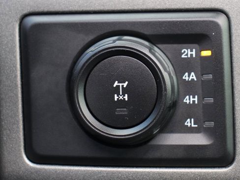 Used 2017 Ford F150 Raptor w/ Equipment Group 802A Luxury image 36