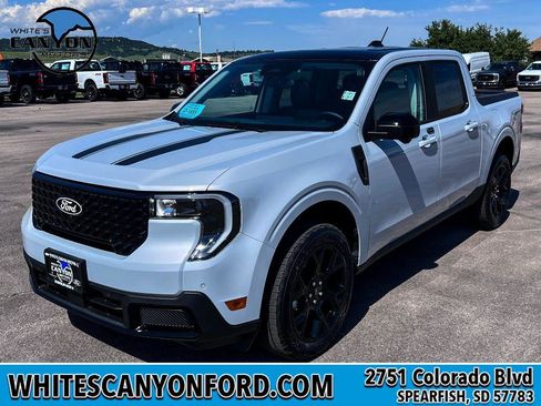 New 2025 Ford Maverick Lariat w/ Black Appearance Package image 1