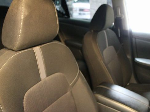 Used 2023 Nissan Sentra SV image 11