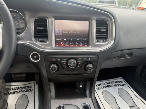 Used 2014 Dodge Charger SXT Plus RWD image 16