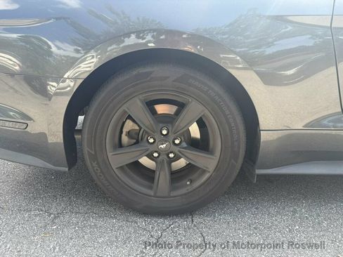 Used 2020 Ford Mustang Coupe RWD image 19