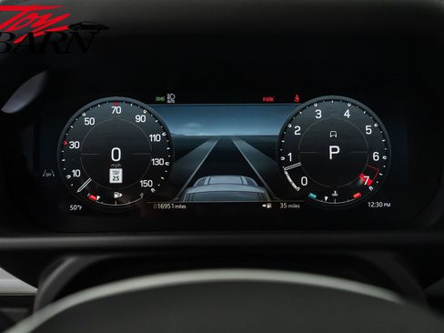 Used 2024 Land Rover Defender 110 SE image 33