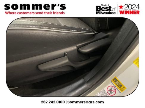 Used 2016 Toyota Corolla LE image 10