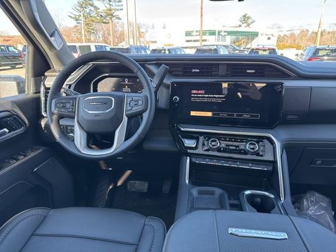New 2026 GMC Sierra 2500 Denali w/ Denali Reserve Package AWD/4WD image 12