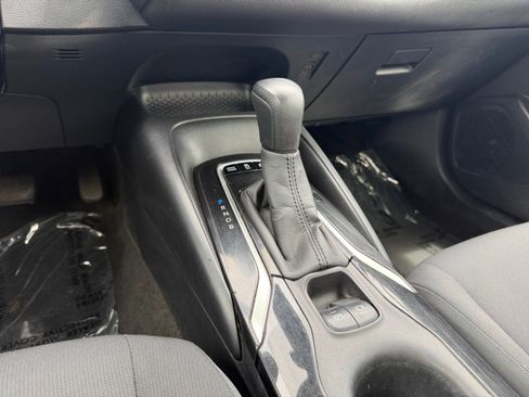 Used 2020 Toyota Corolla LE w/ Carpet Mat Package (TMS) FWD image 17