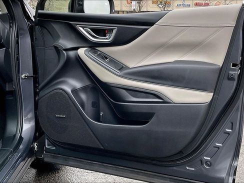 Certified 2024 Subaru Forester Limited image 27