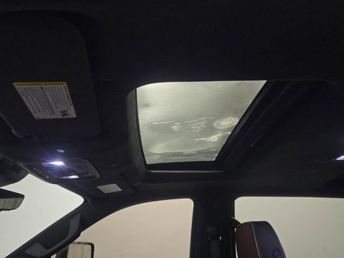 Used 2024 GMC Sierra 2500 Denali Ultimate image 18